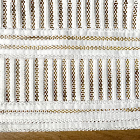 H&M White skirt below-knee. Strong mesh. Size 6. - Picture 3 of 3